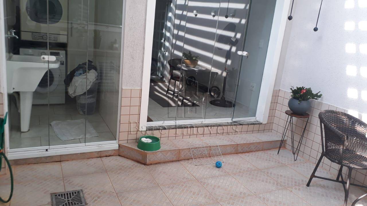 Sobrado à venda com 3 quartos, 101m² - Foto 11