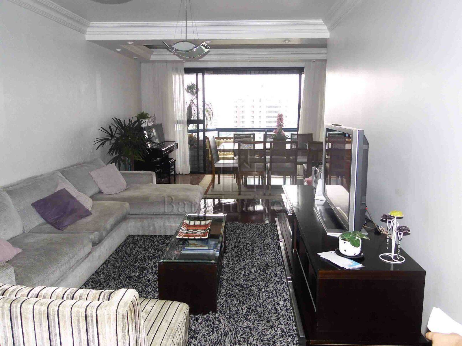 Apartamento à venda com 3 quartos, 156m² - Foto 2