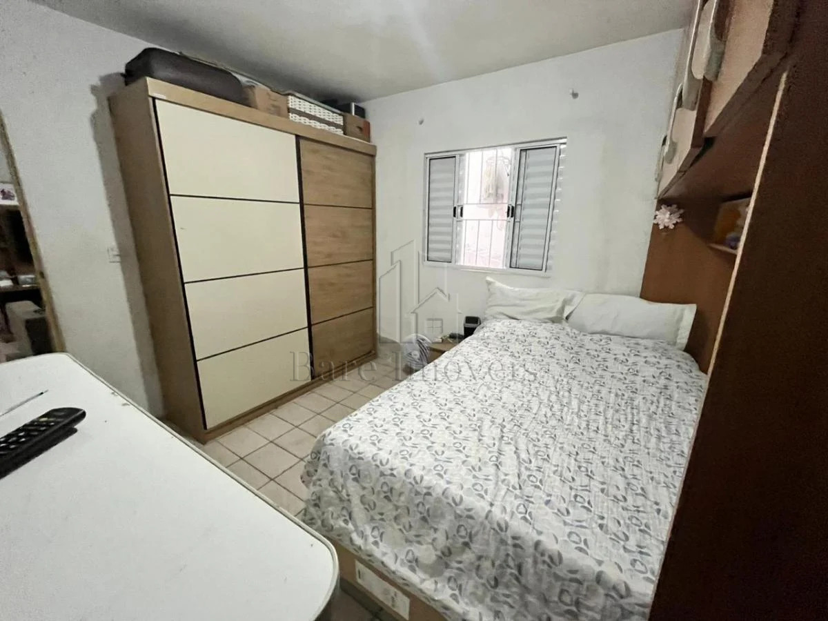 Sobrado à venda com 2 quartos, 184m² - Foto 2