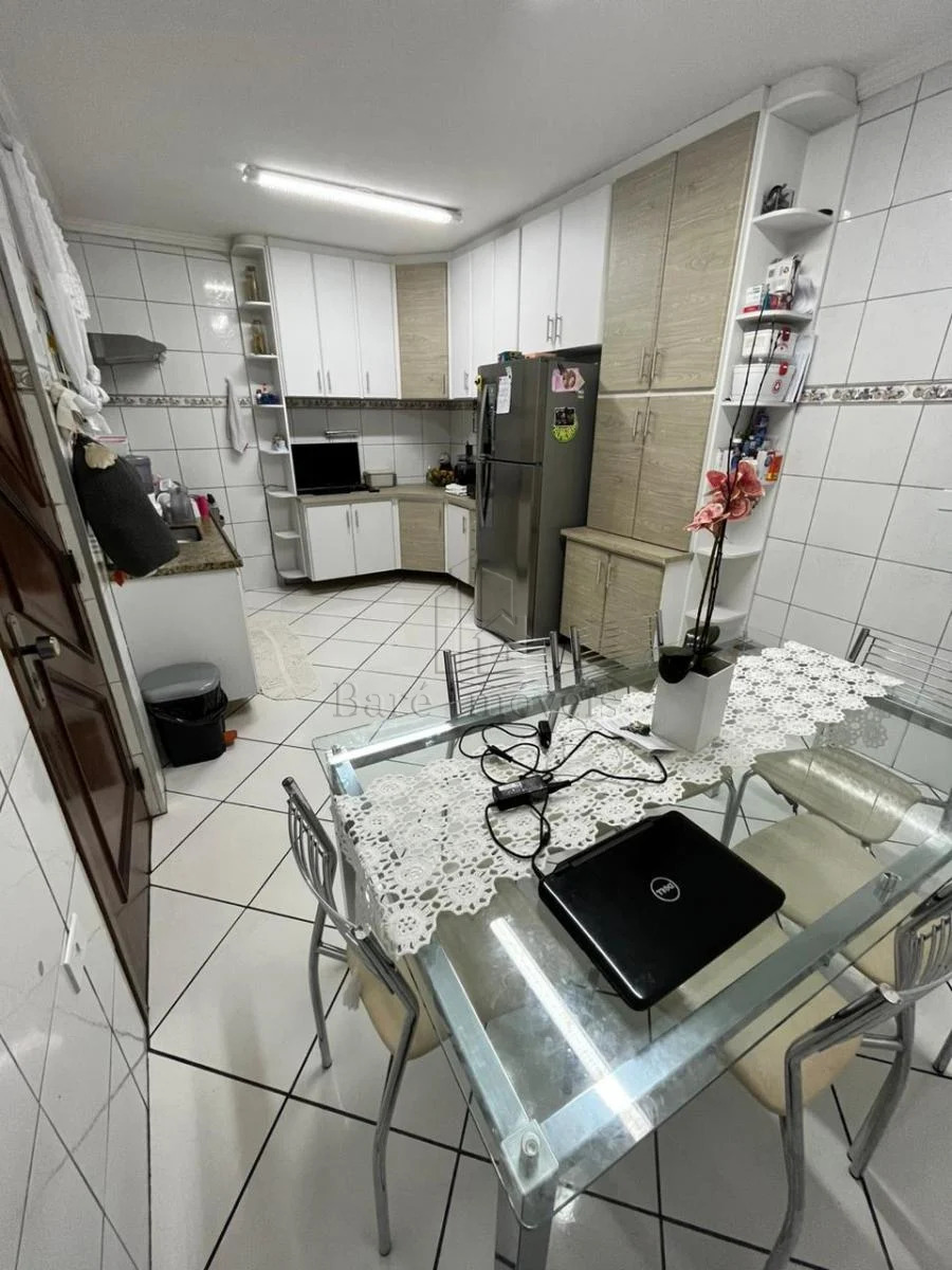 Sobrado à venda com 2 quartos, 184m² - Foto 6