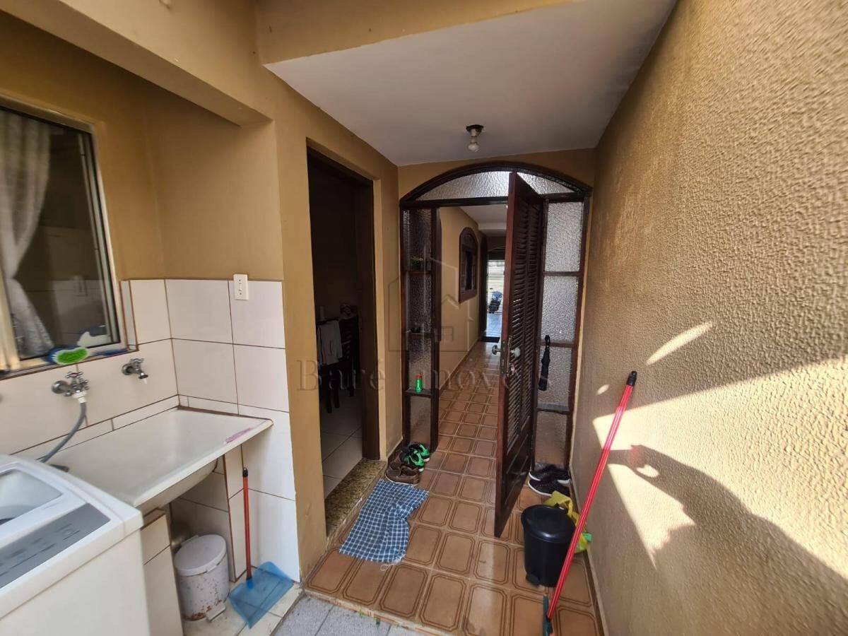 Casa à venda com 2 quartos, 128m² - Foto 3