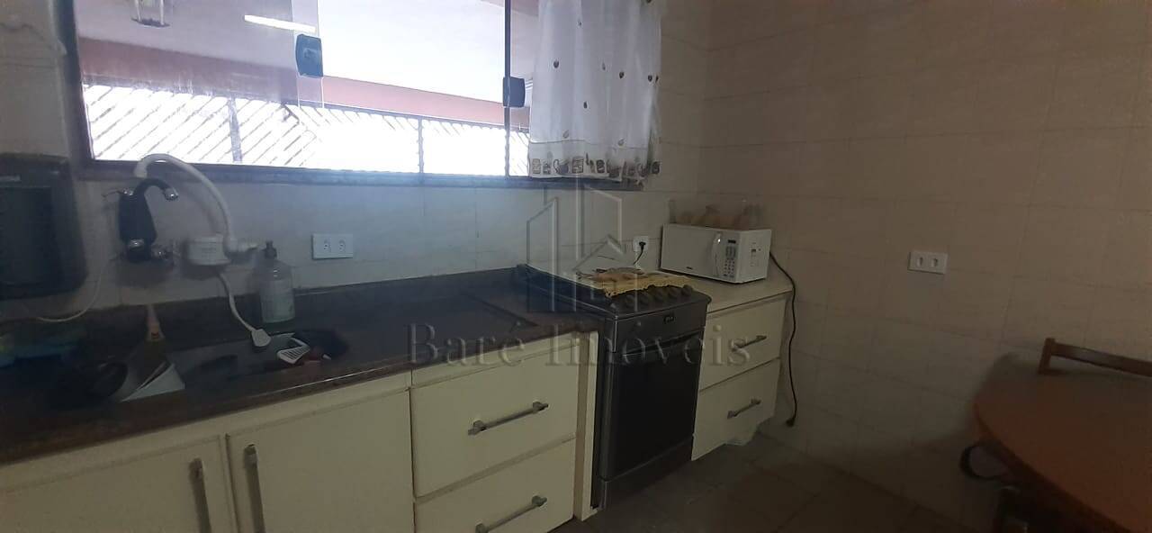 Sobrado à venda com 4 quartos, 250m² - Foto 15