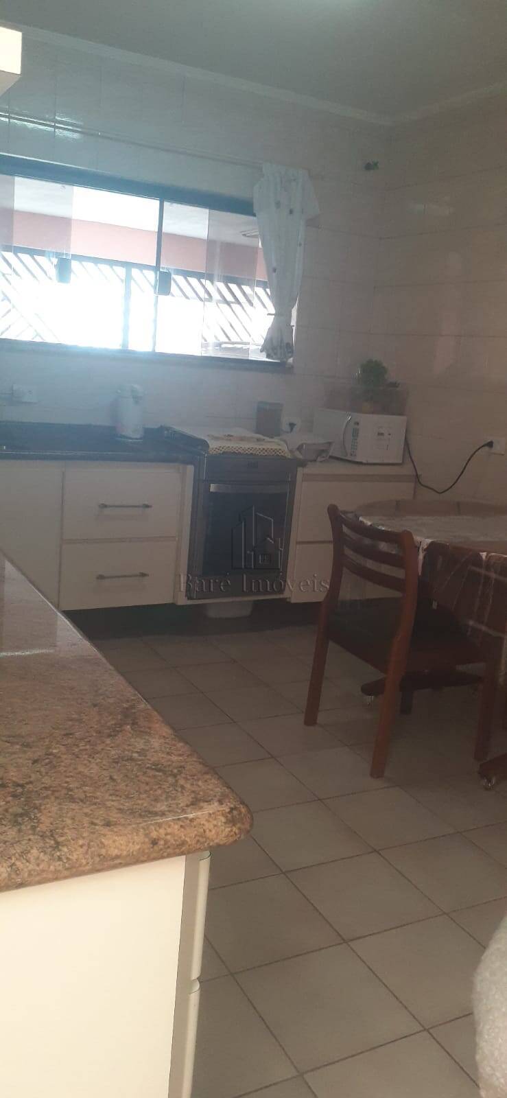 Sobrado à venda com 4 quartos, 250m² - Foto 17