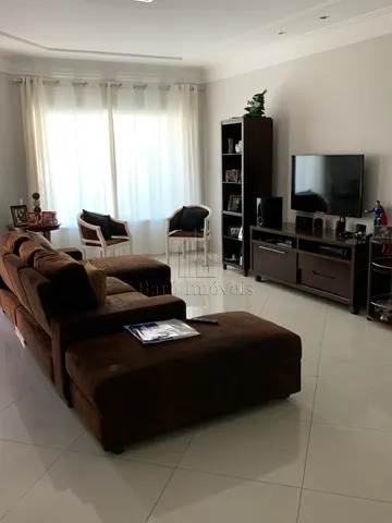 Sobrado à venda com 3 quartos, 150m² - Foto 1