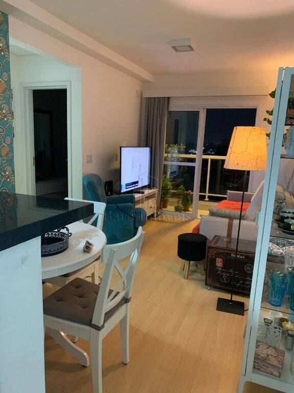 Apartamento à venda com 2 quartos, 55m² - Foto 11