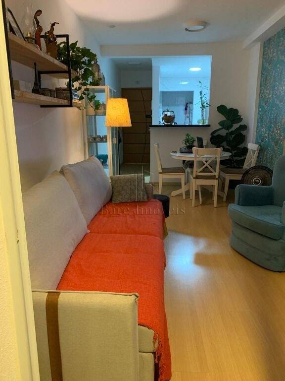 Apartamento à venda com 2 quartos, 55m² - Foto 2