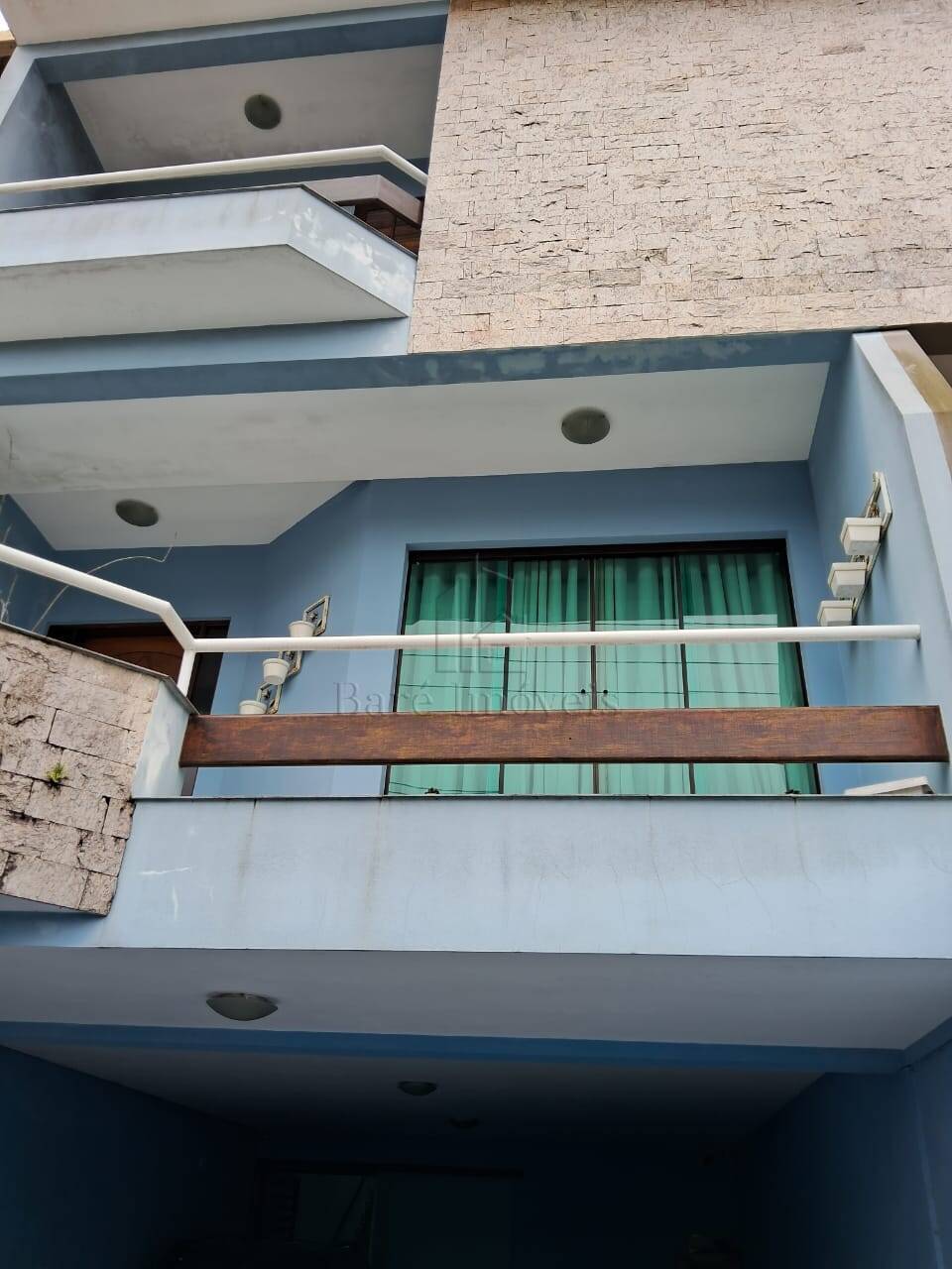 Sobrado à venda com 3 quartos, 172m² - Foto 1