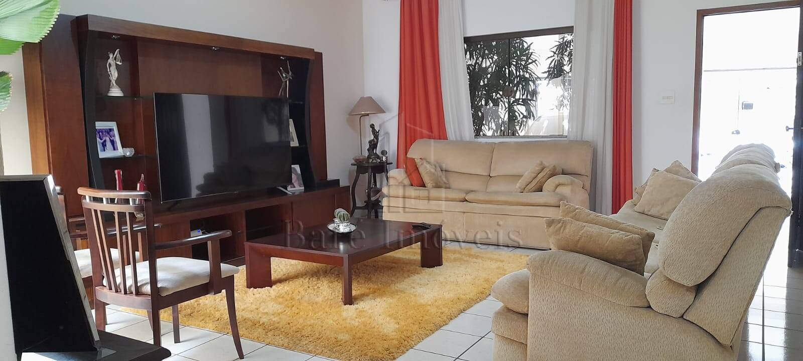 Sobrado à venda com 3 quartos, 161m² - Foto 1