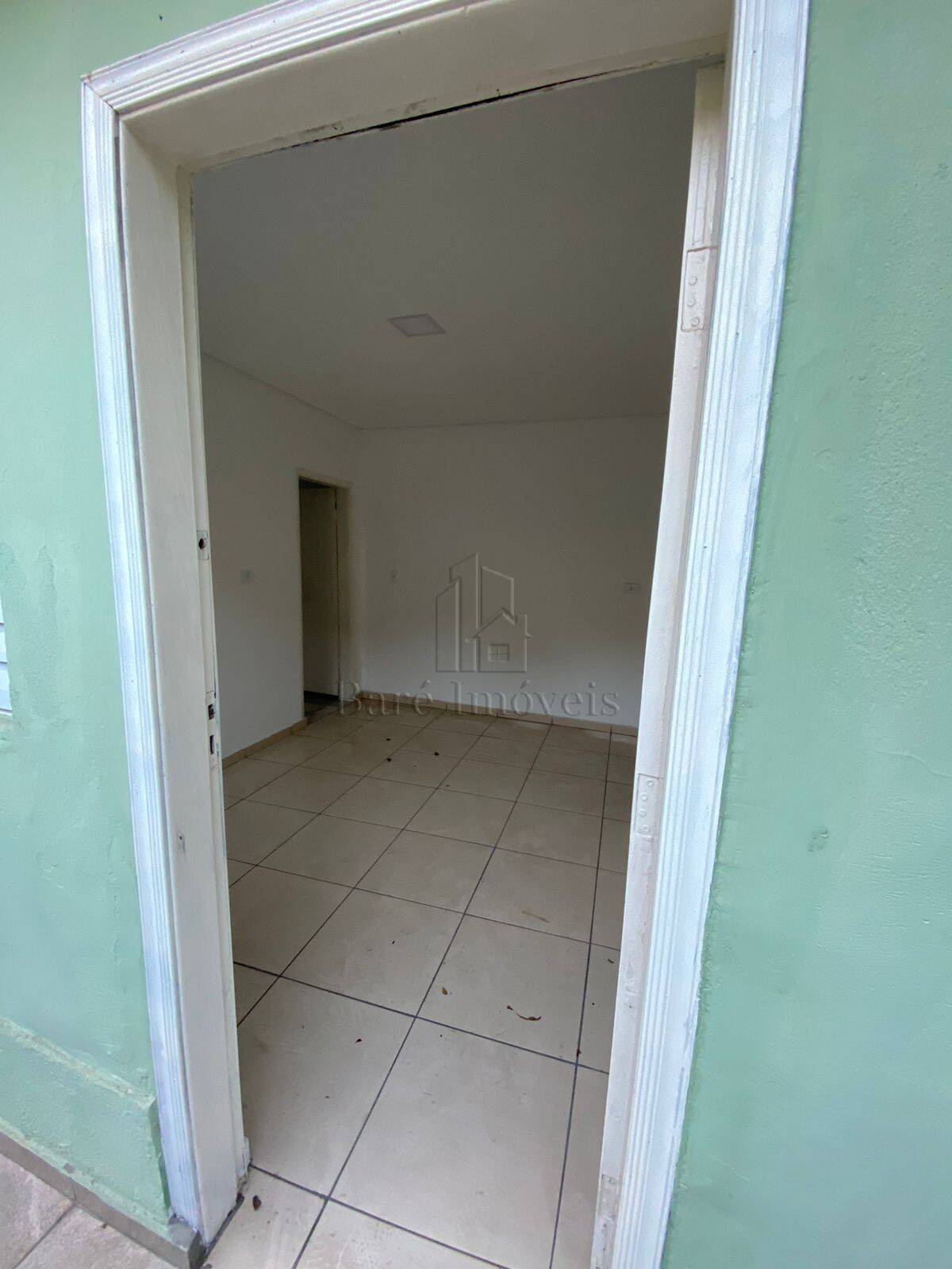 Casa para alugar com 5 quartos, 140m² - Foto 11