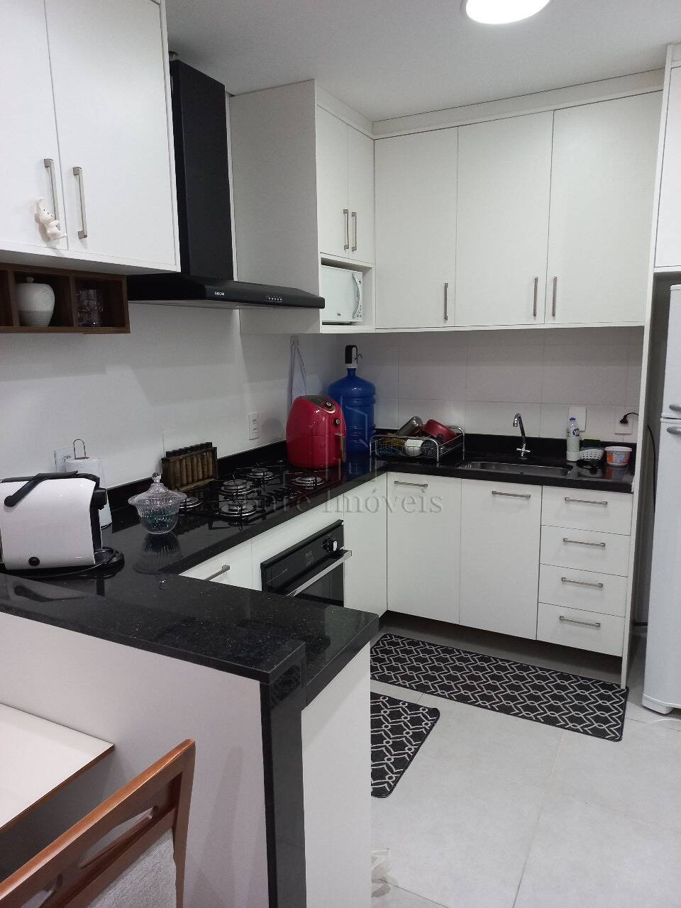 Apartamento à venda com 3 quartos, 70m² - Foto 4