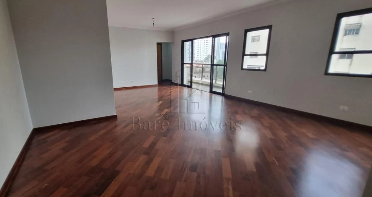 Apartamento à venda com 3 quartos, 160m² - Foto 1