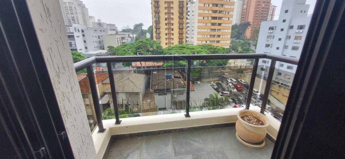 Apartamento à venda com 3 quartos, 160m² - Foto 2