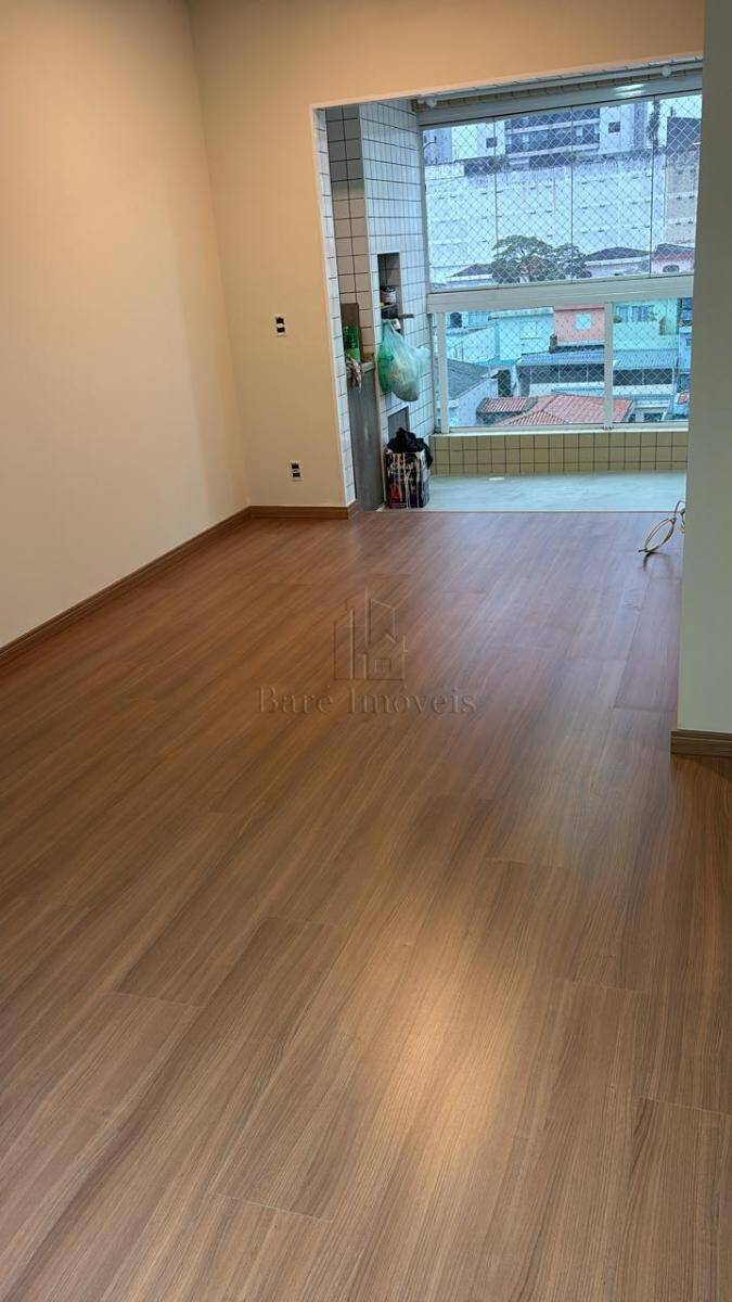 Apartamento à venda com 2 quartos, 70m² - Foto 5