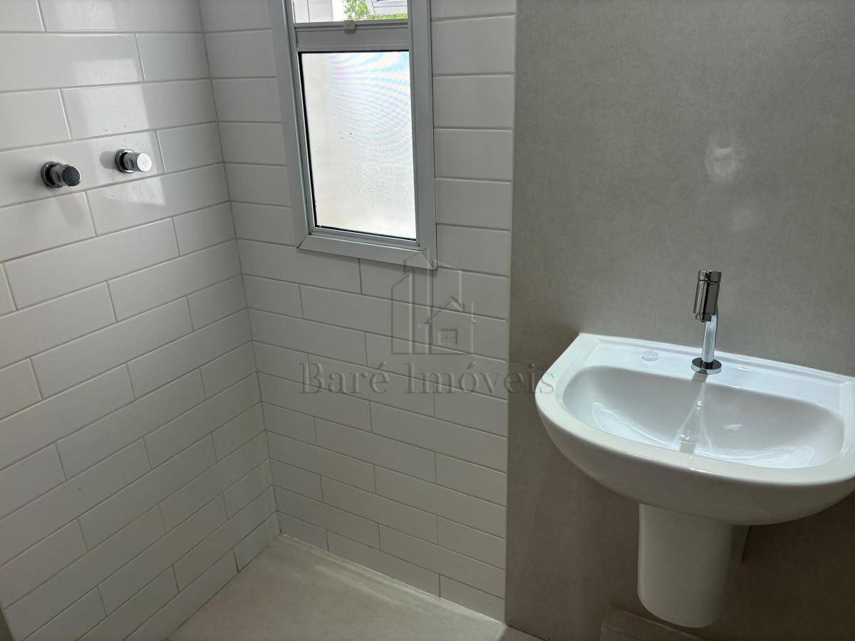 Apartamento à venda com 2 quartos, 70m² - Foto 10