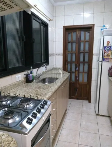 Apartamento à venda com 2 quartos, 65m² - Foto 2