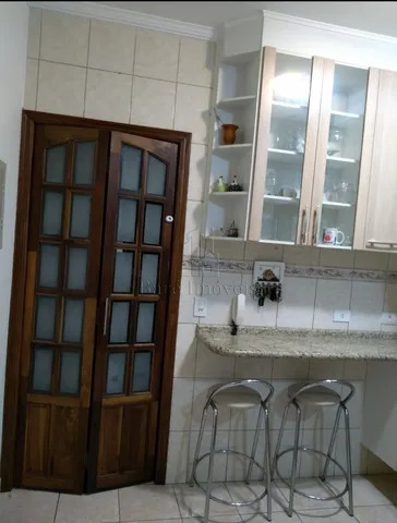 Apartamento à venda com 2 quartos, 65m² - Foto 3