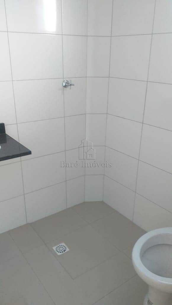 Apartamento à venda com 2 quartos, 50m² - Foto 2