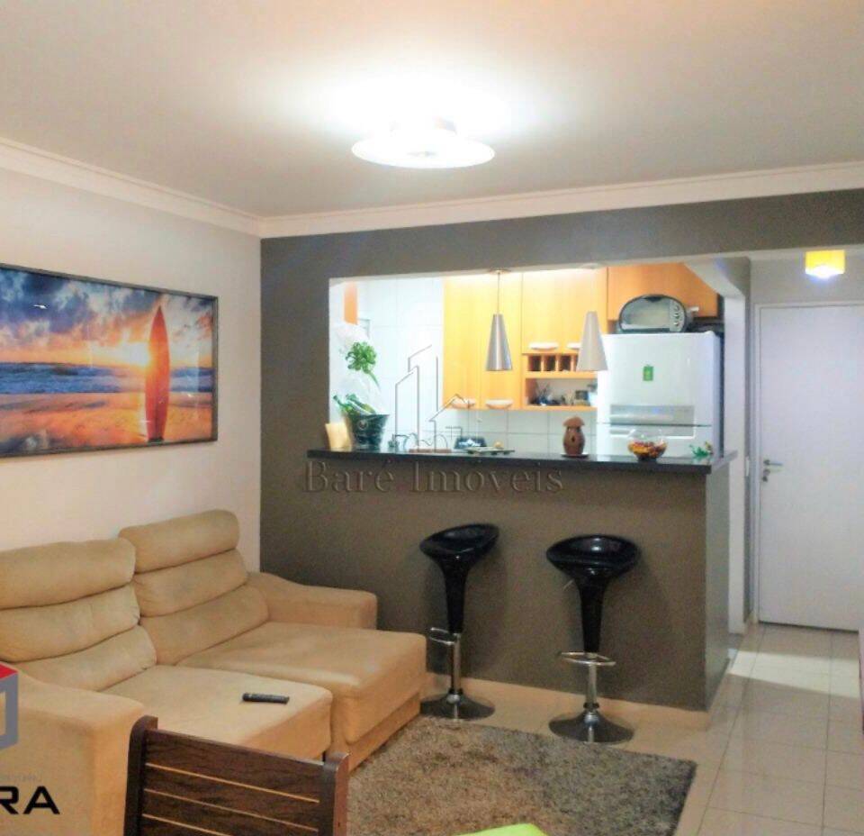 Apartamento à venda com 3 quartos, 65m² - Foto 1