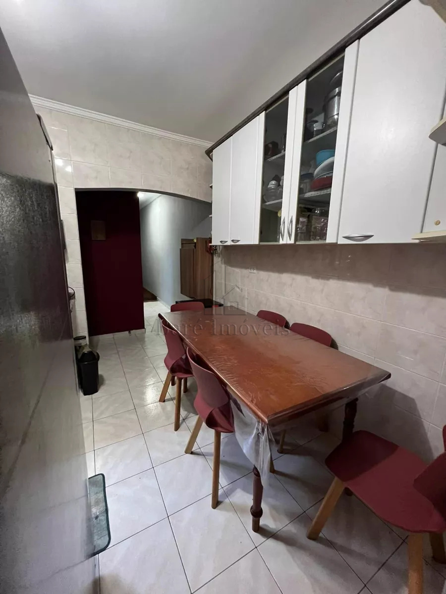 Sobrado à venda com 2 quartos, 167m² - Foto 4