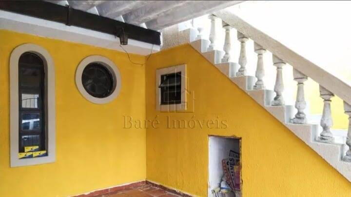 Sobrado à venda e aluguel com 3 quartos, 200m² - Foto 2