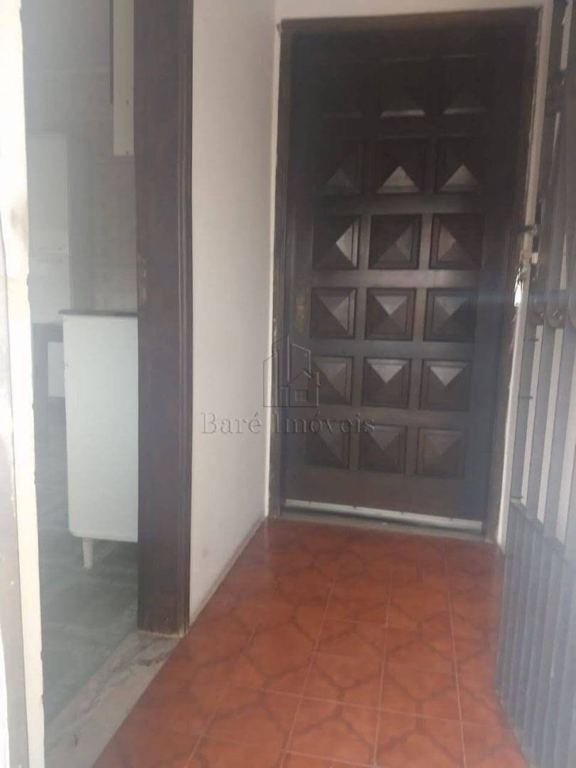 Sobrado à venda e aluguel com 3 quartos, 200m² - Foto 23