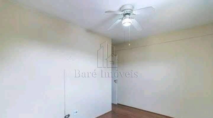 Apartamento à venda com 2 quartos, 70m² - Foto 8