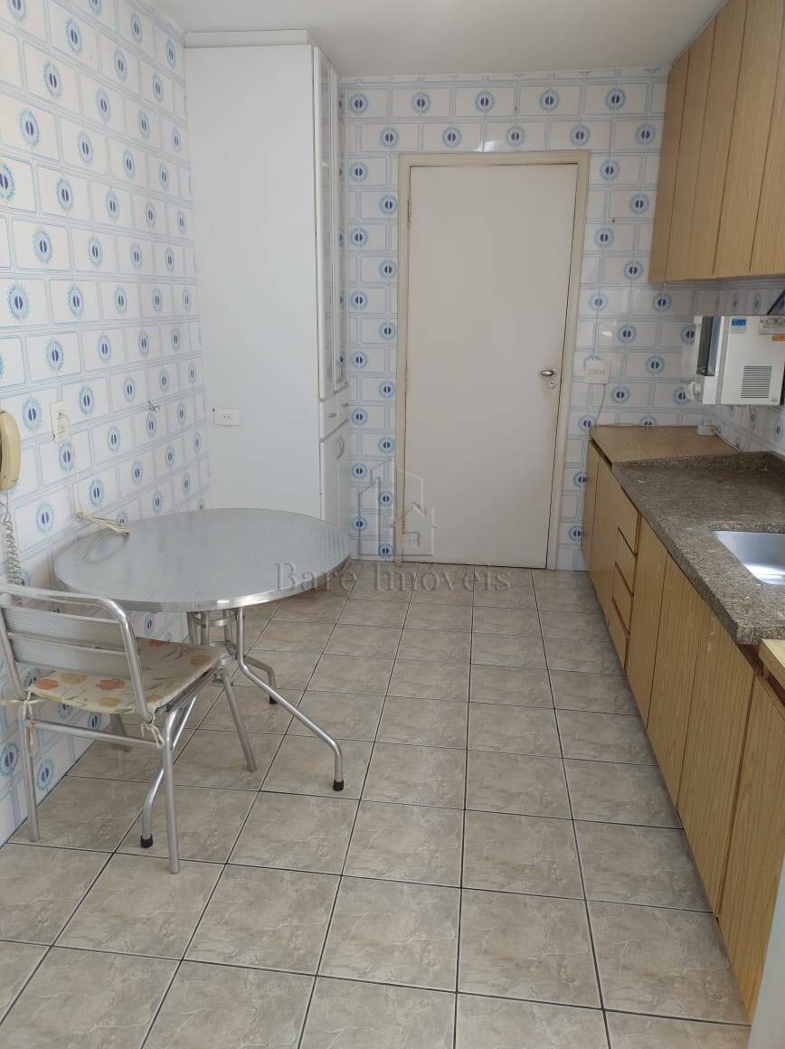 Apartamento à venda com 3 quartos, 105m² - Foto 3