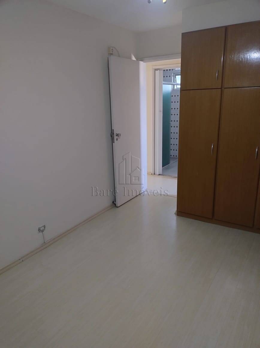 Apartamento à venda com 3 quartos, 105m² - Foto 10