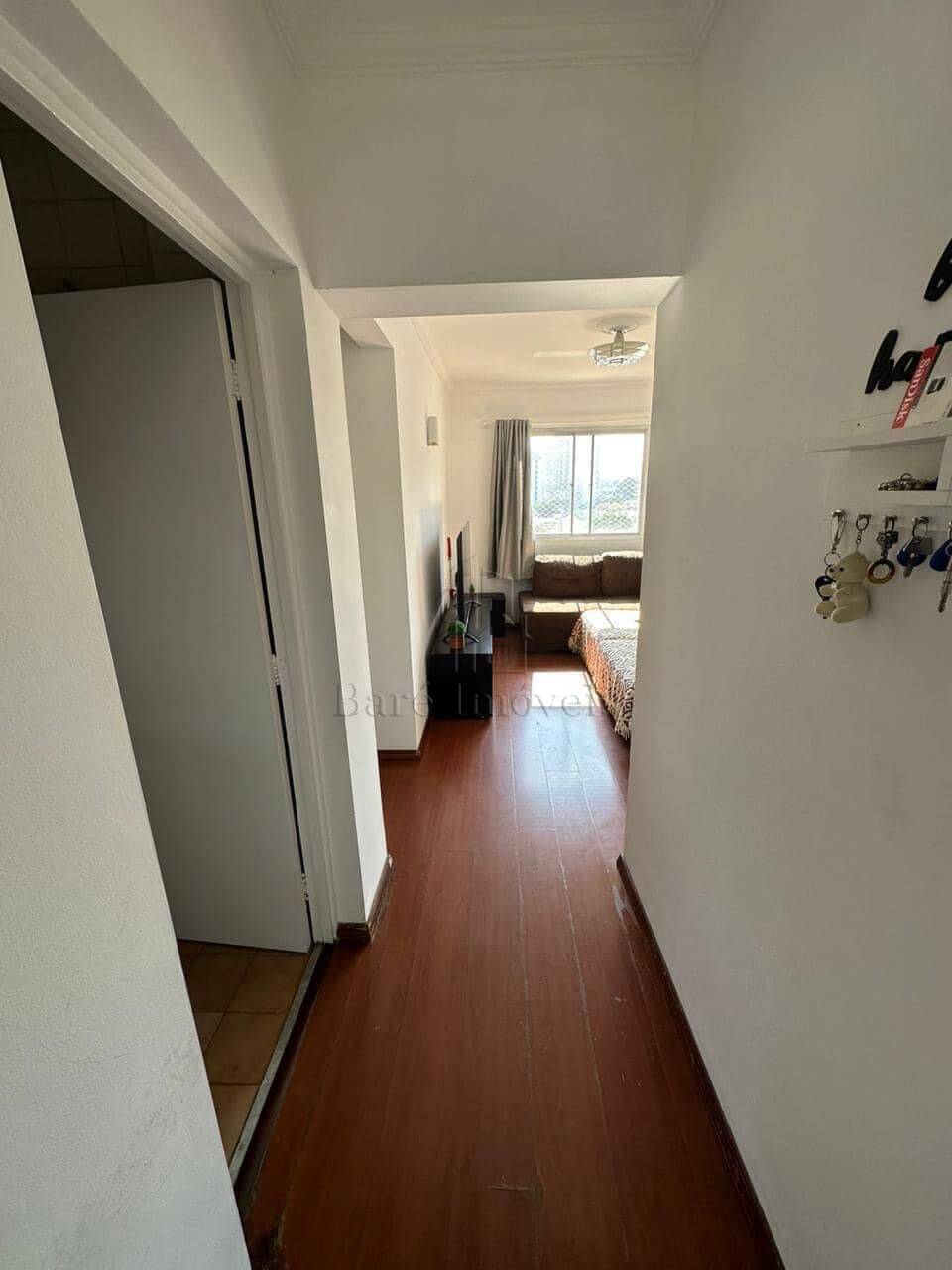 Apartamento à venda com 2 quartos, 64m² - Foto 4