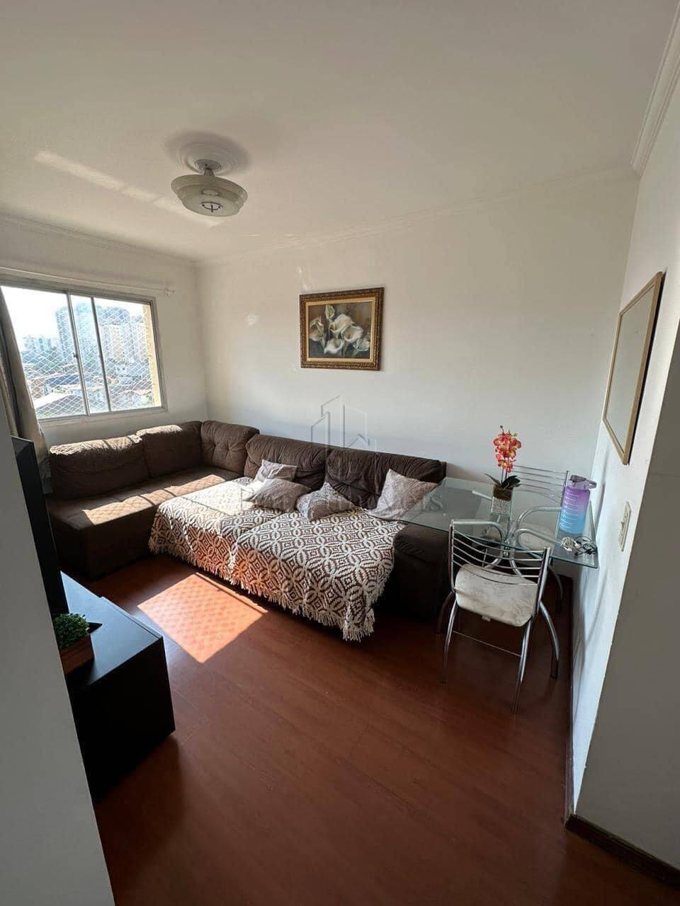 Apartamento à venda com 2 quartos, 64m² - Foto 1