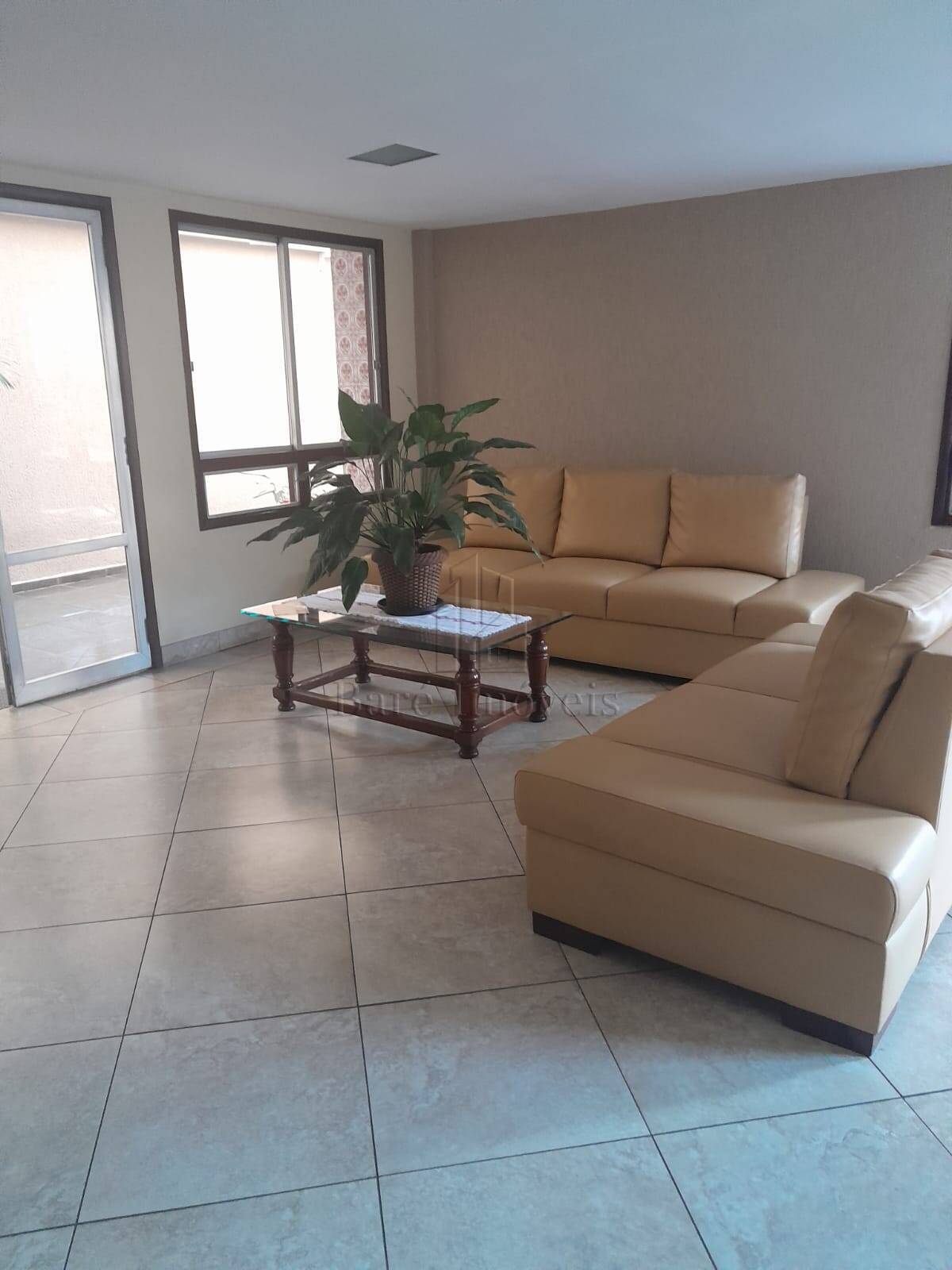 Apartamento à venda com 2 quartos, 70m² - Foto 5