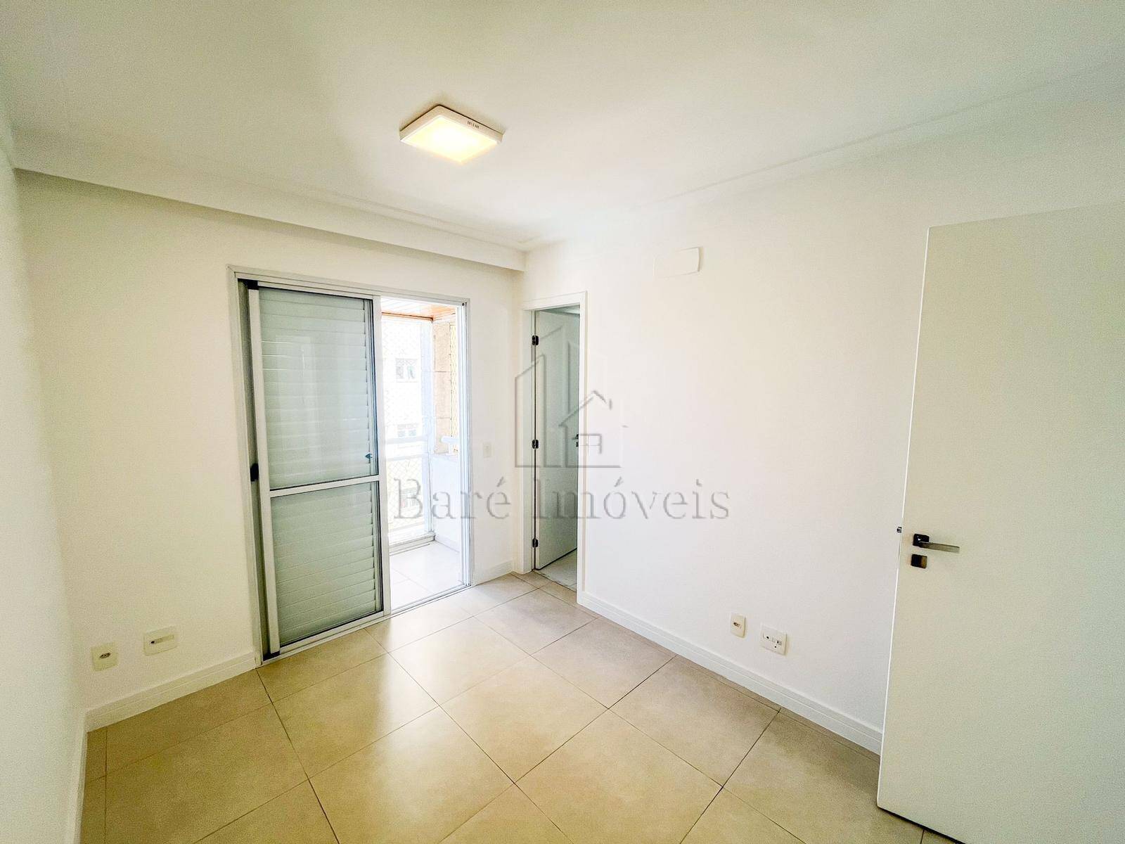 Apartamento à venda com 3 quartos, 128m² - Foto 12