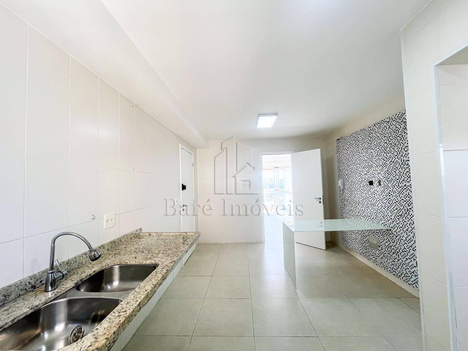 Apartamento à venda com 3 quartos, 128m² - Foto 21