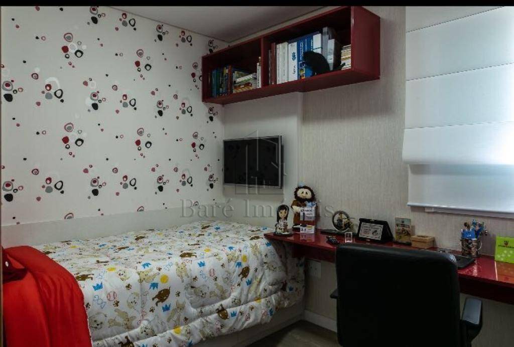 Apartamento à venda com 3 quartos, 200m² - Foto 5