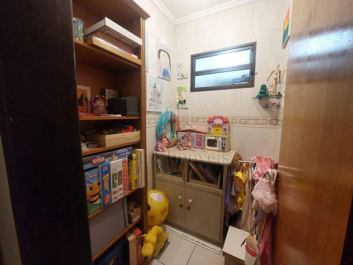 Apartamento à venda com 2 quartos, 136m² - Foto 12