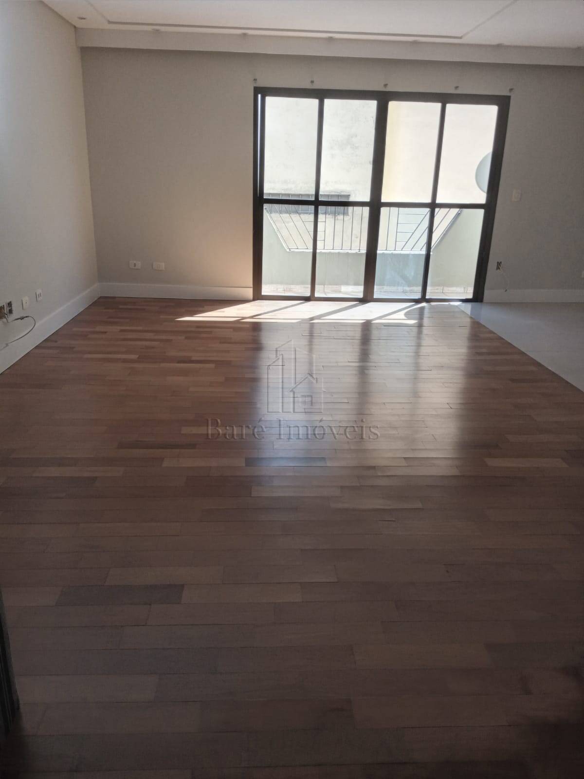 Apartamento à venda com 3 quartos, 127m² - Foto 1