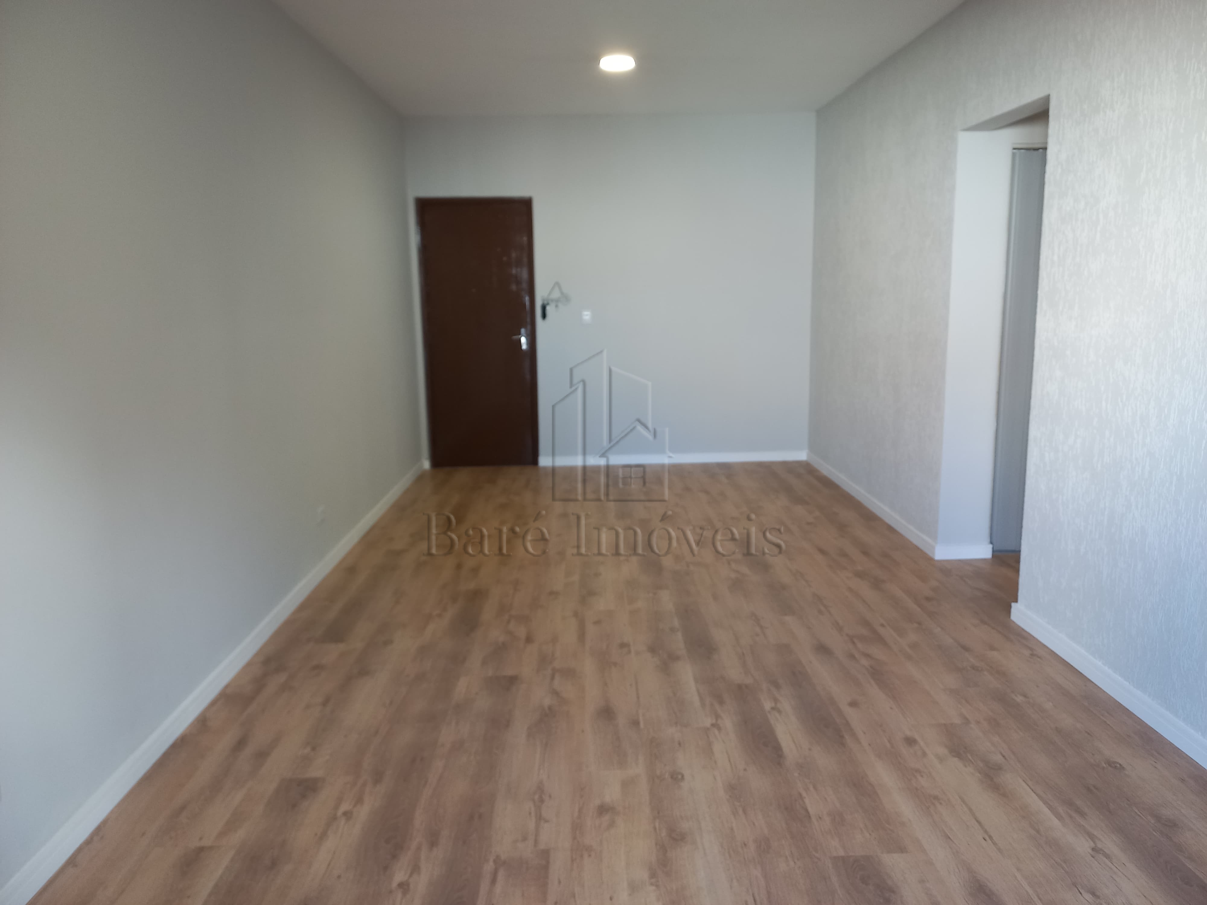 Apartamento à venda com 2 quartos, 70m² - Foto 9