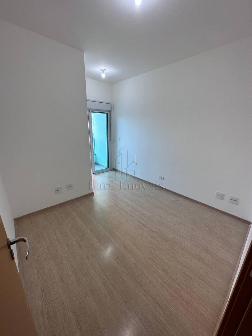 Apartamento à venda com 2 quartos, 75m² - Foto 17