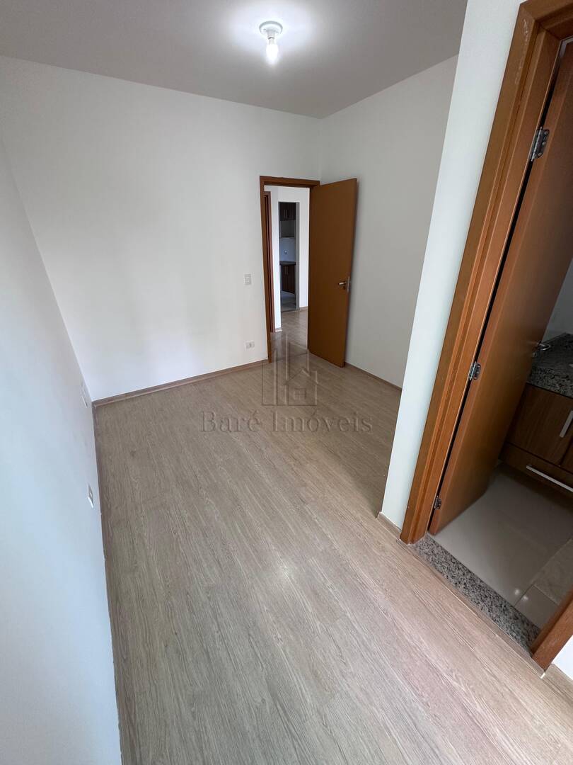 Apartamento à venda com 2 quartos, 75m² - Foto 24