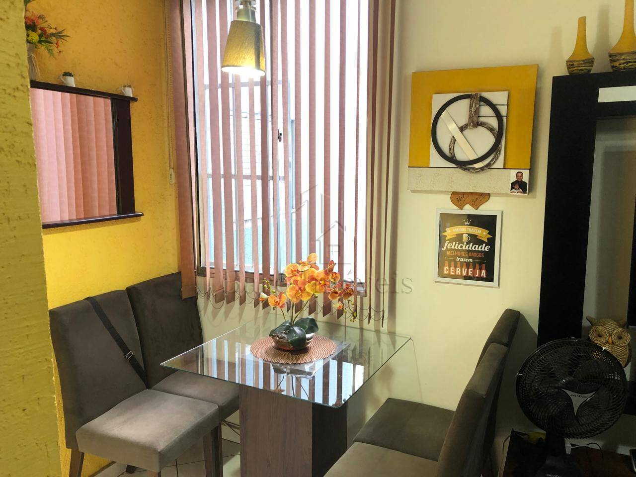 Apartamento à venda com 2 quartos, 70m² - Foto 7