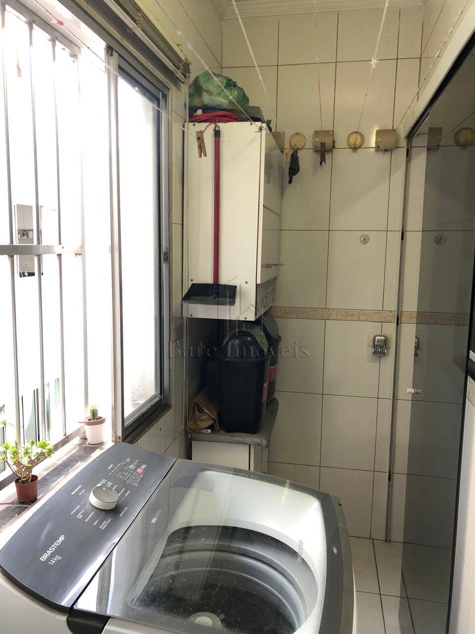 Apartamento à venda com 2 quartos, 70m² - Foto 17