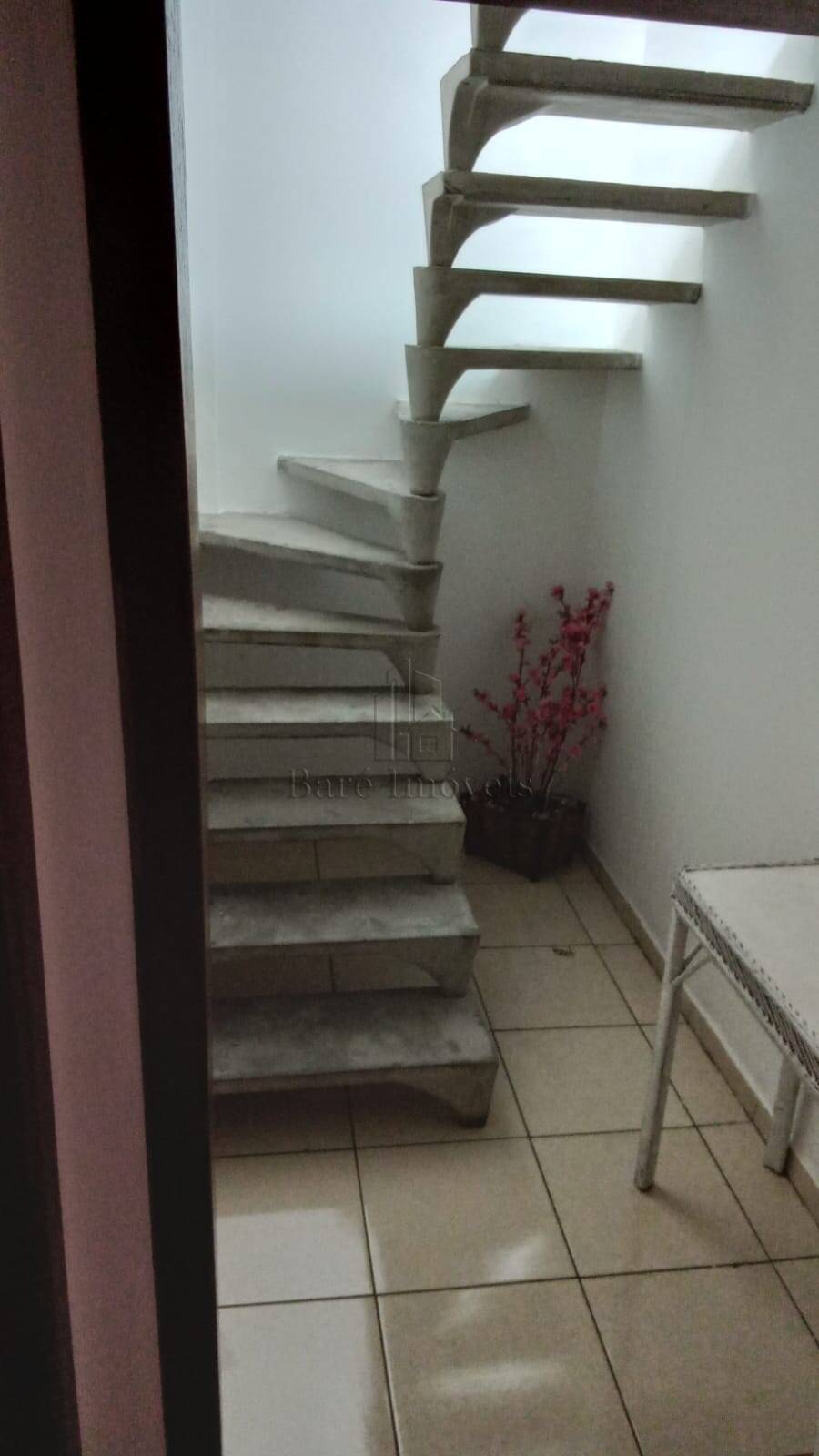 Sobrado à venda com 2 quartos, 155m² - Foto 22