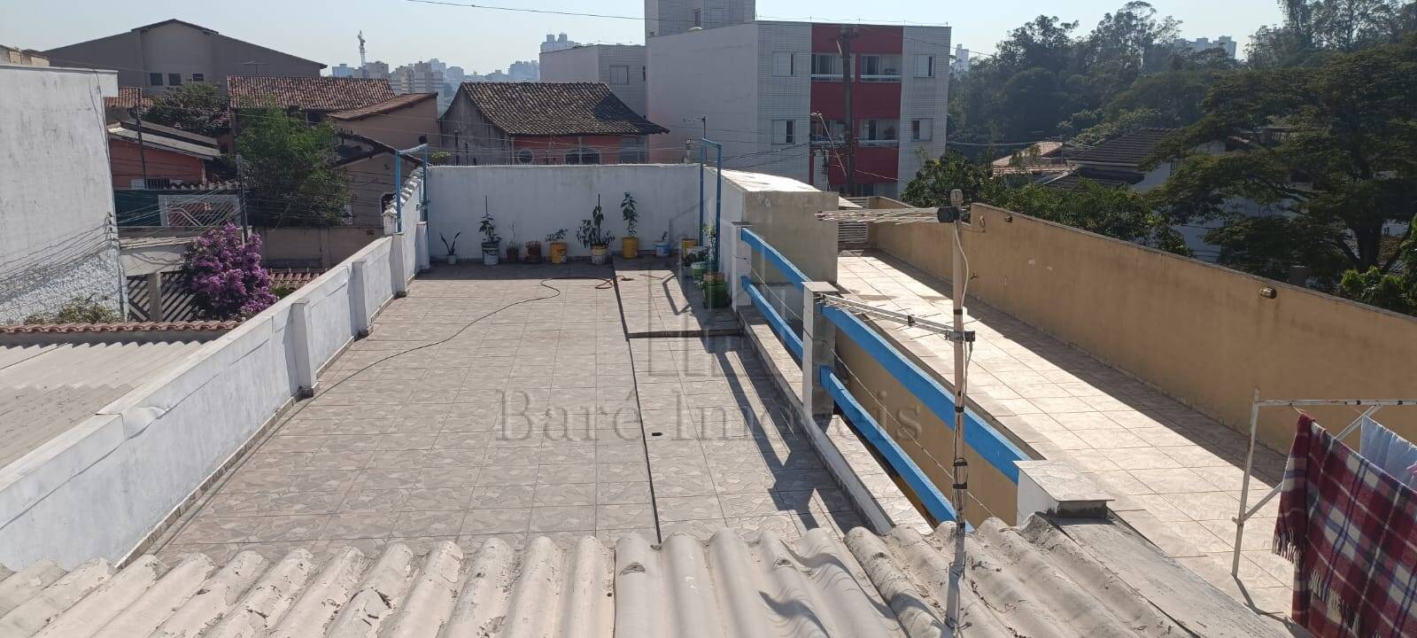 Sobrado à venda com 3 quartos, 200m² - Foto 1