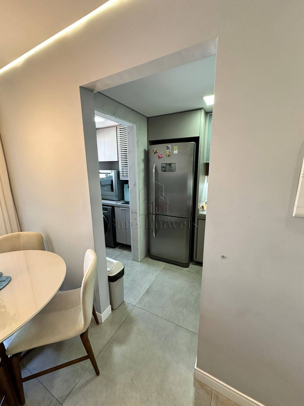 Apartamento à venda com 3 quartos, 61m² - Foto 8