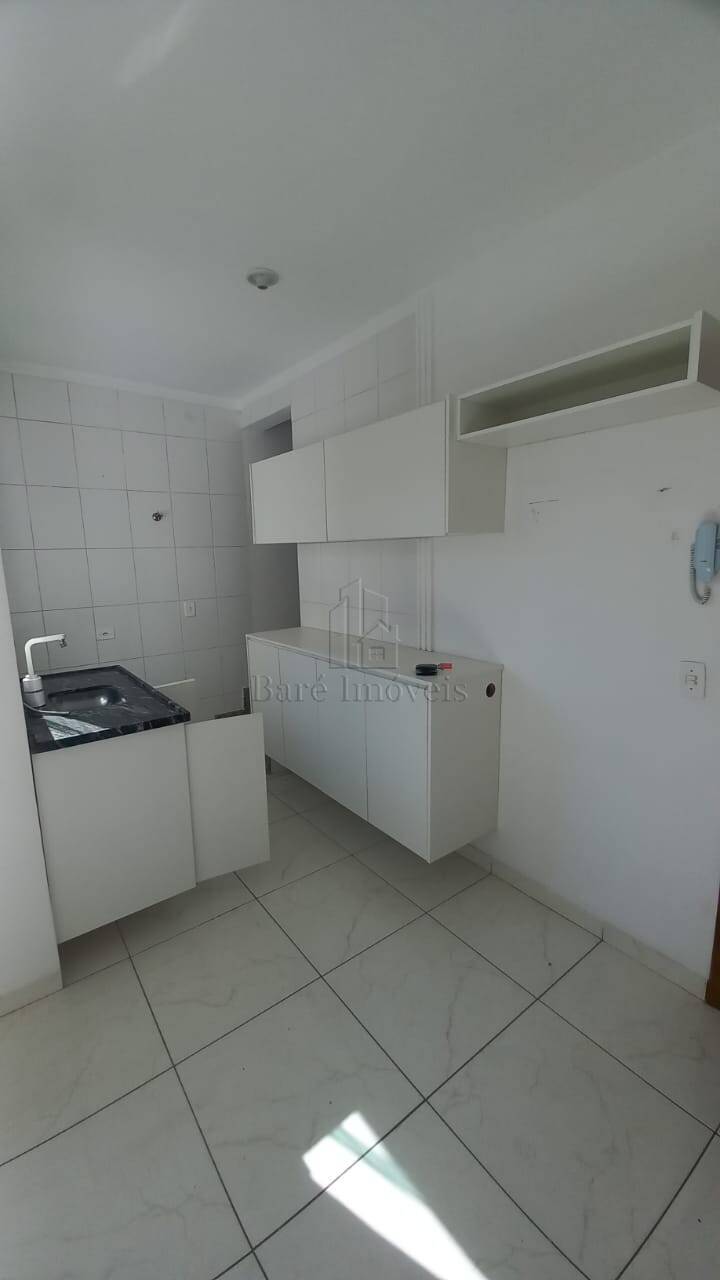 Apartamento à venda com 2 quartos, 73m² - Foto 3