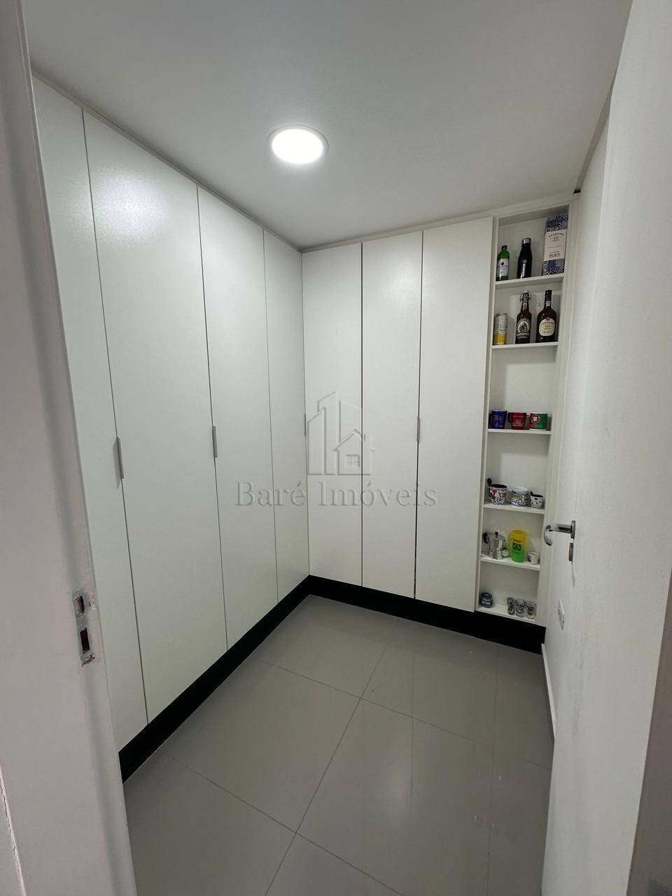 Apartamento à venda com 3 quartos, 89m² - Foto 32