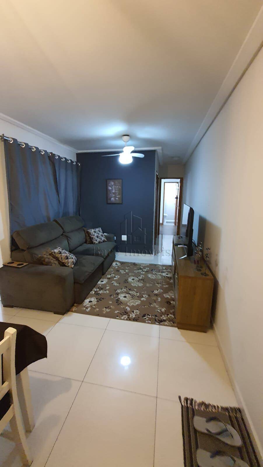 Apartamento à venda com 2 quartos, 60m² - Foto 4