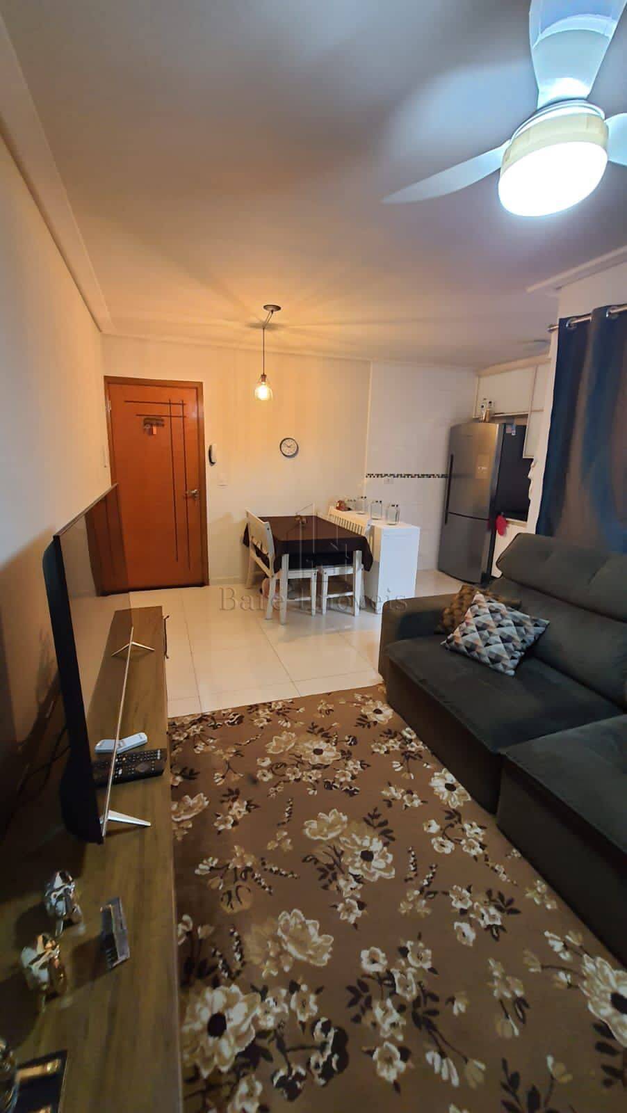 Apartamento à venda com 2 quartos, 60m² - Foto 1