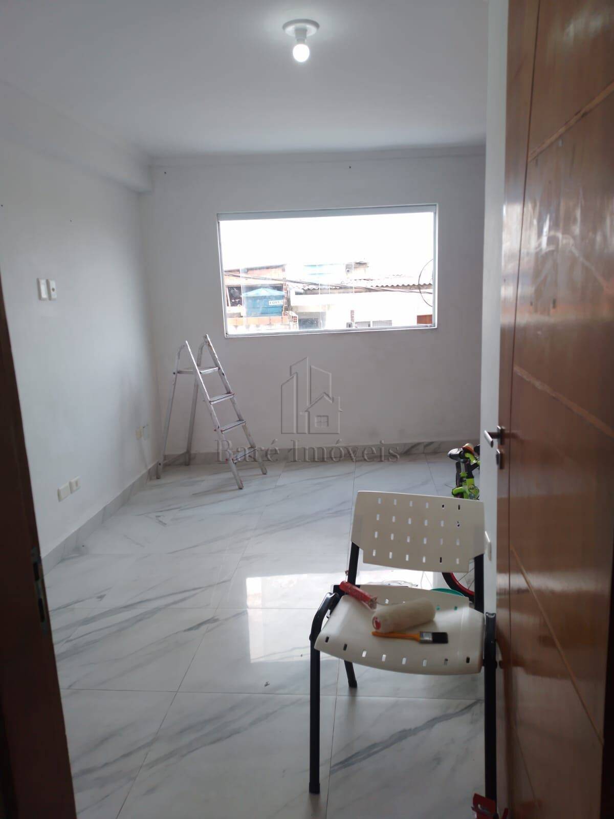 Sobrado à venda com 2 quartos, 210m² - Foto 8