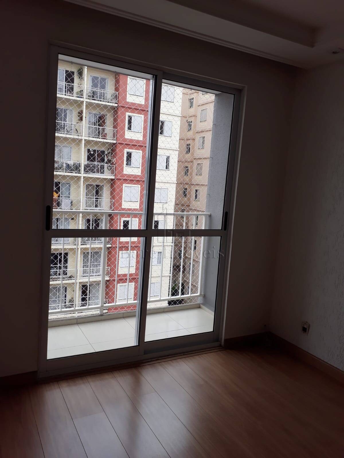 Apartamento à venda com 3 quartos, 65m² - Foto 2